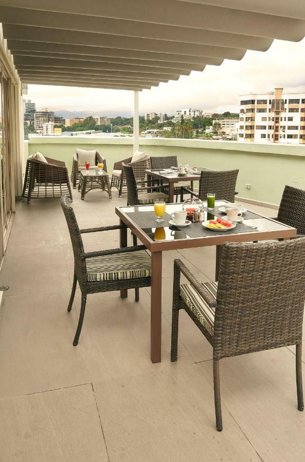 سان سلفادور Suites Las Palmas, Hotel & Apartments. المظهر الخارجي الصورة